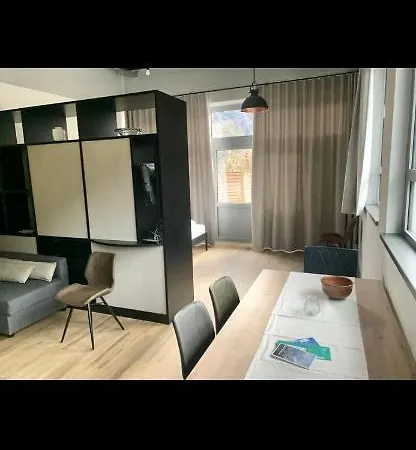 Daire Apartmenthaus Ahorn